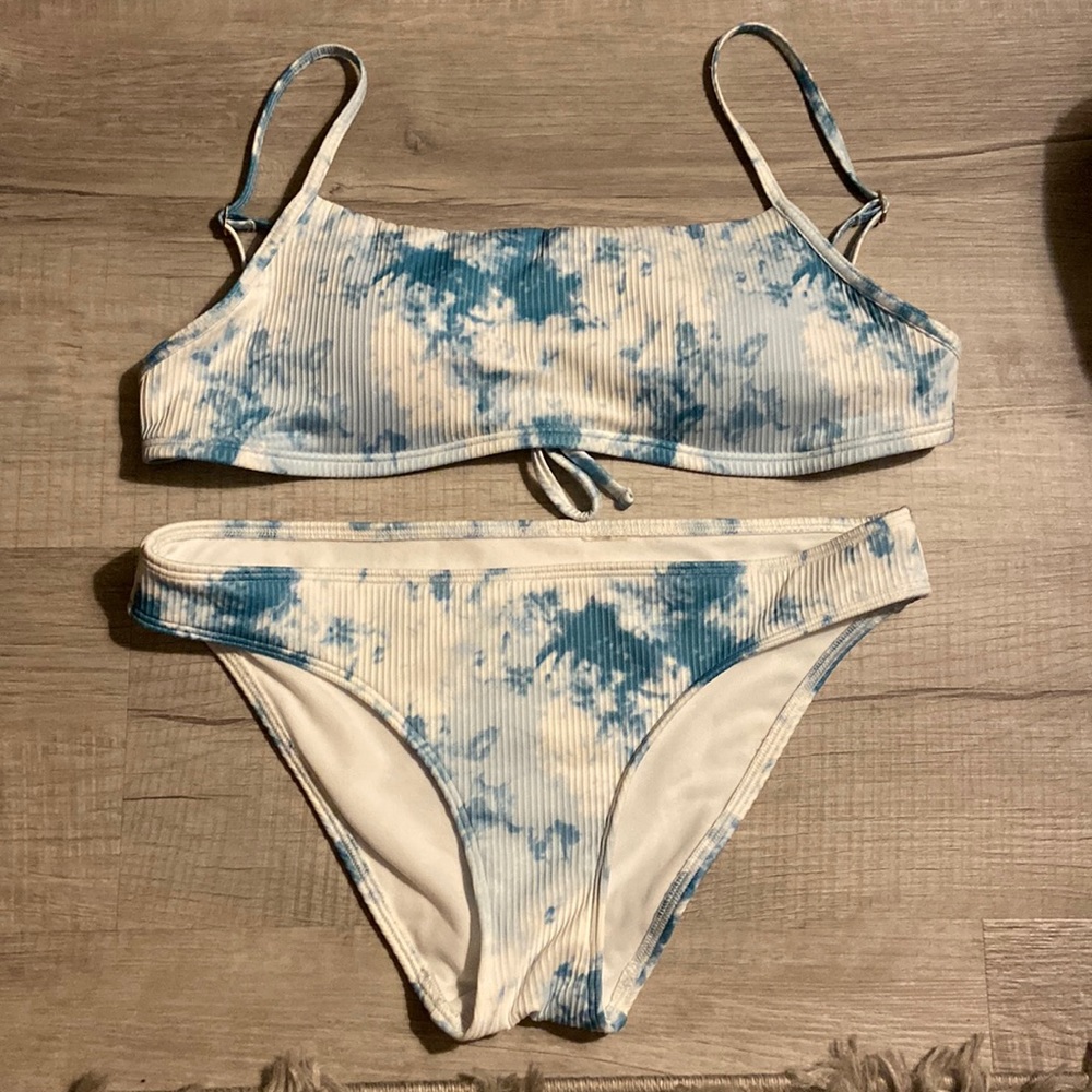 Hollister Swimsuit Two Piece